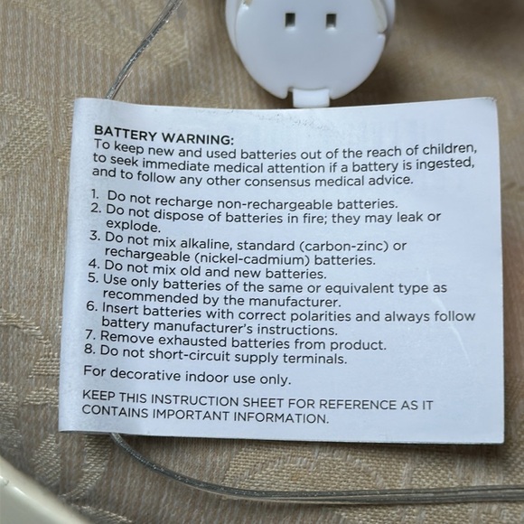 LED RAINBOW LIGHT 3 AA batteries (not included) - Picture 4 of 4